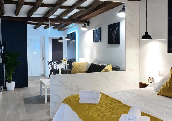 Sotillo de la Adrada Apartment | VUT- La Deliciosa