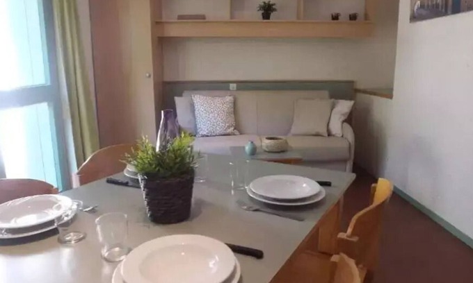 Najac Apartment | VVF Aveyron Najac * - 3 Rooms 6 People 1 baby