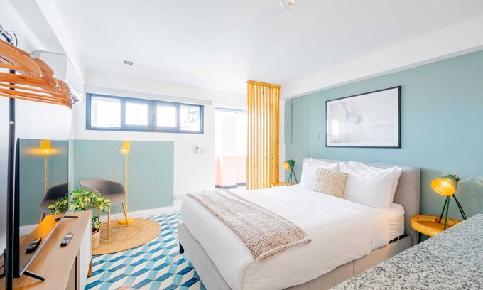 El Chorrillo Apartment | w* | Exquisite Loft in Santa Ana