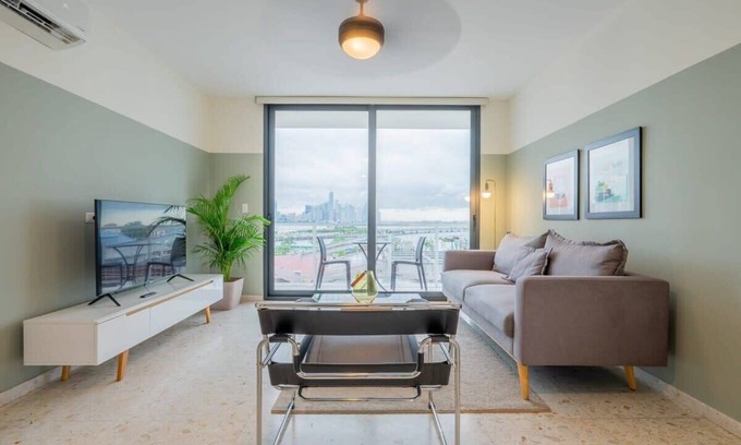 Panama City Apartment | w* | Luxury 1BR w/Balcony in Casco Viejo