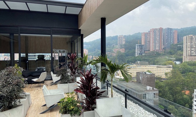 El Poblado Apartment | w* | Modern 1BR Stay w/Pool in Energy Building
