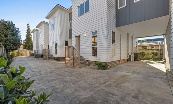 Hamilton East House | Waikato Rest - Hamilton Holiday Home