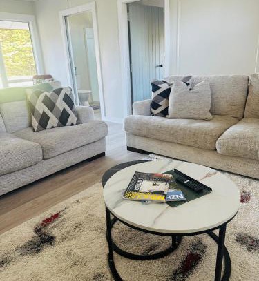 Masterton District House | Waitawhiti Country Retreat - Neils Whare