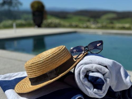 Neerim South House | Wake Up to Stunning Views - Luxury Counrty Escape by Scotch Hill Truffle Farm