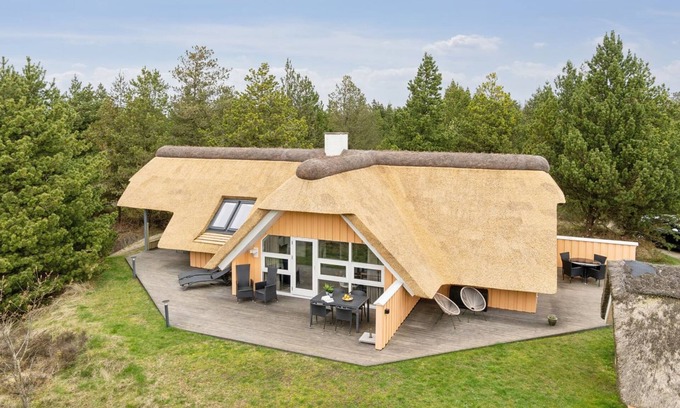 Kongsmark House | "Wale" - 3.3km from the sea by Interhome