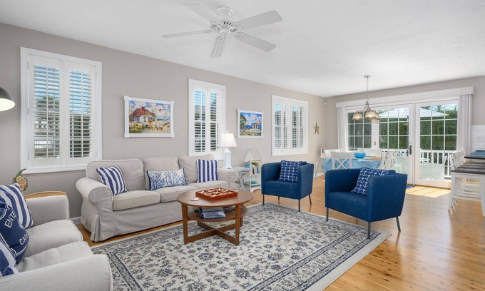 Bass River House | Walk to Beach and Near Bass River Central AC WiFi Four Shore