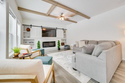 Presque Isle House | Walk to Beach Modern Retreat in Presque Isle!