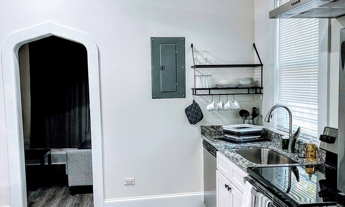 Downtown Apartment | Walk to Duke Campus! 1 Bedroom in Trinity Park!