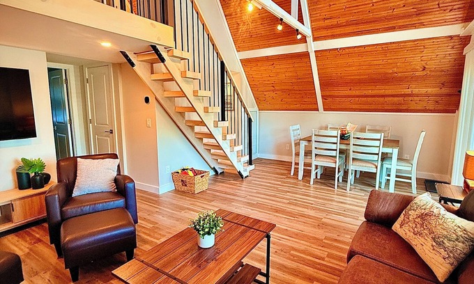 Silver Lake House | Walk to Dunes - Next to ORV - Kayaks - Lakefront