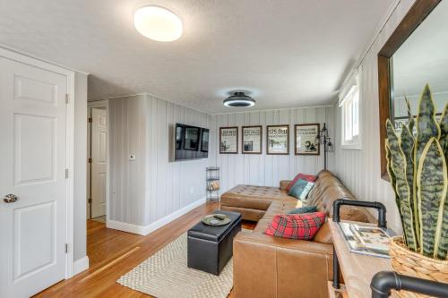 Edinboro House | Walk to Edinboro Lake Home with Fire Pit!