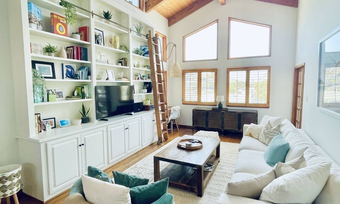 Hermosa Beach House | Walk to the beach, park and piers!