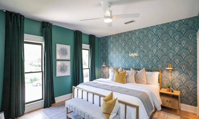 Historic Edgefield House | Walkable Group Nash Retreat