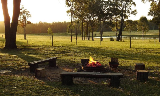 Ellalong Cottage | Wallaby Cottage - cute Accom in bushland setting