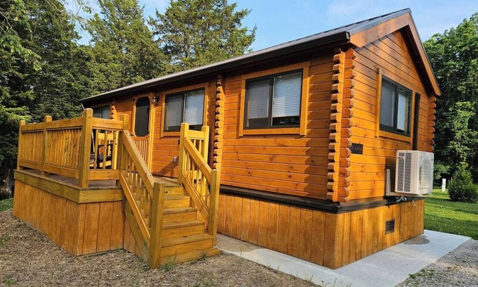 Madison Cabin | Walnut Cabin at Lost Trails