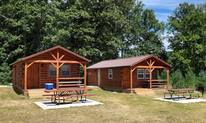 English Cabin | Walnut Camping Cabin