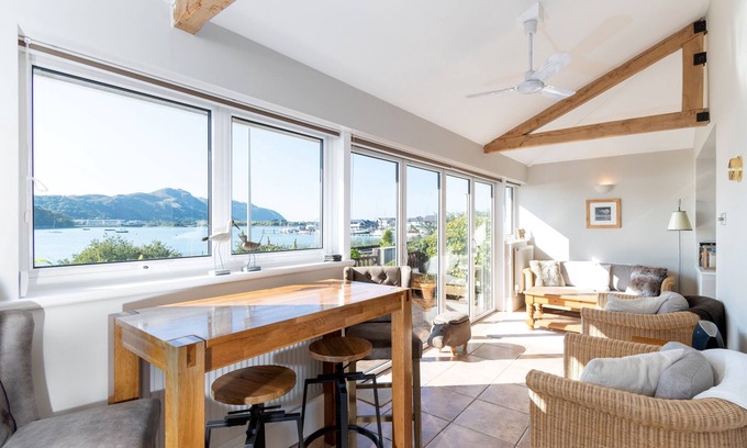 Deganwy Cottage | Walton - Three Bedroom Cottage, Sleeps 5
