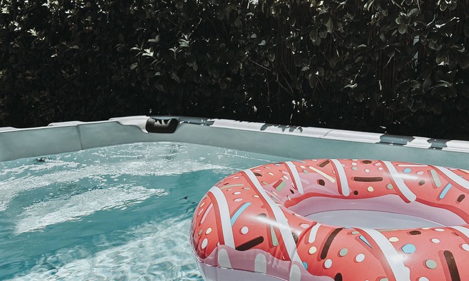 Port Stephens Council House | Wanda Wanda House - 100 steps to the sand, with huge swim spa.