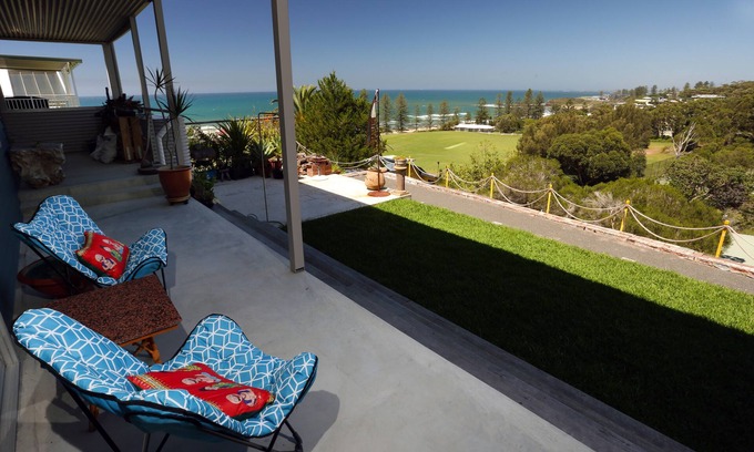Coledale Apartment | Wanganella.A taste of coastal life, culture and relax.