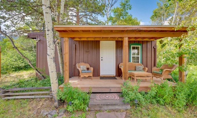 Allenspark Apartment | 'Wapiti' Allenspark Cabin Near Rocky Mountains!
