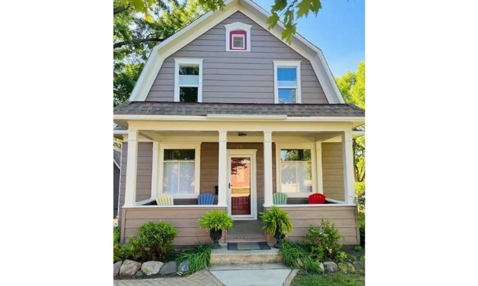 Chaska House | Warm, Charming and Cozy Turn of the Century Home
