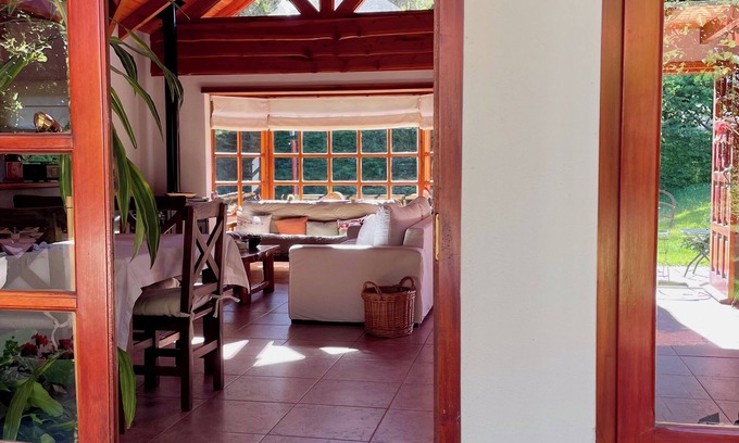 Belgrano House | Warm little house near downtown in Belgrano neighborhood. Breakfast option