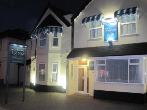 Tolworth House | Warwick Lodge