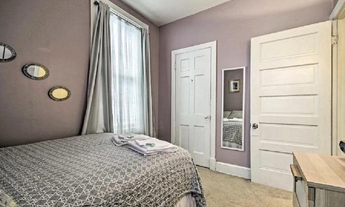 Fairlawn House | Washington DC Home sleeps 8 ANACOSTIA free parking
