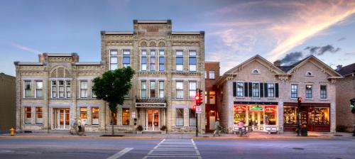 Cedarburg Hotel | Washington House Inn
