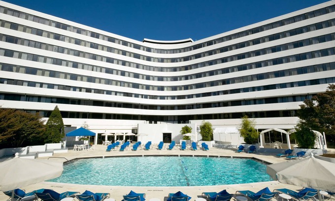 Logan Circle Hotel | Washington Plaza Hotel