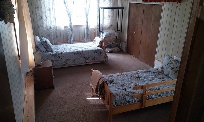 Standish House | Water Front Family Friendly