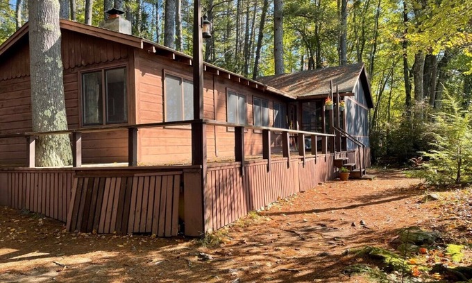 Center Harbor Cottage | Water's Edge Two Bedroom Cottage