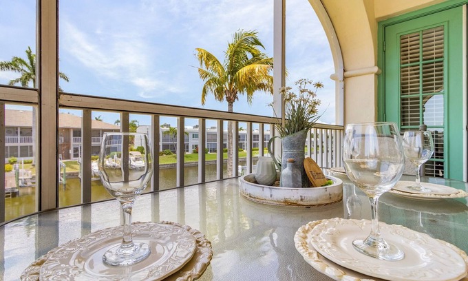 Caloosahatchee Condo | Water Views & Community Pool - Condo Casa Marbella - Roelens Vacations