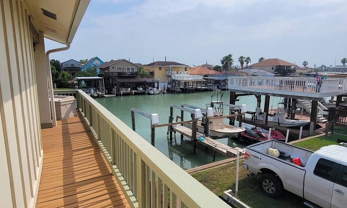 Port Isabel Condo | Waterfront 3 bedroom Home * Boat Slip * Great Deck
