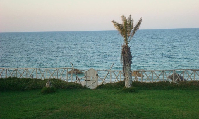 Port El Kantaoui Apartment | Waterfront apartment