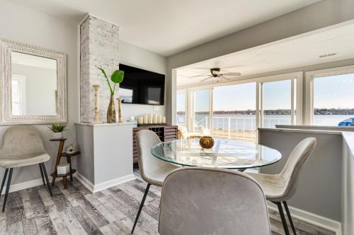 Buckeye Lake House | Waterfront Buckeye Lake Home with Deck and Dock!