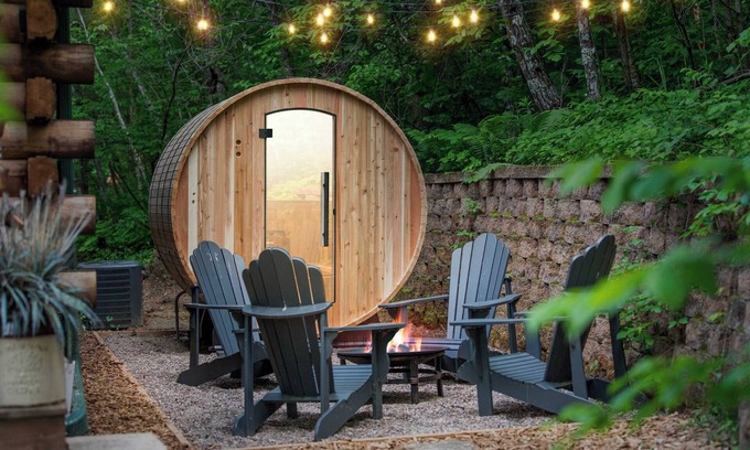De Soto Cabin | Waterfront Cabin - Sauna - Fire Pit - Bluff Views
