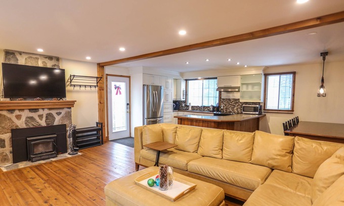 Rawdon Ski Chalet | Waterfront Chalet in the heart of Rawdon. Just min. from all amenities.