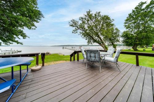 Jamestown West House | Waterfront Chautauqua Lake Home with Deck and Grill!