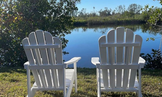 Punta Gorda Apartment | Waterfront Condo #8