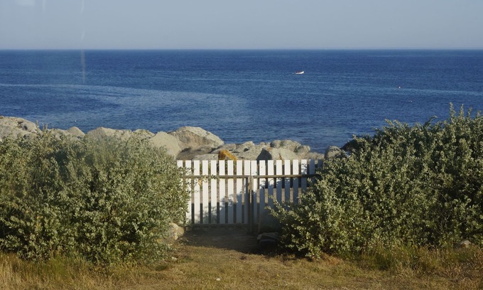 Penmarch Villa | Waterfront, Direct Access To The Sea, Sea View, Sandy beach