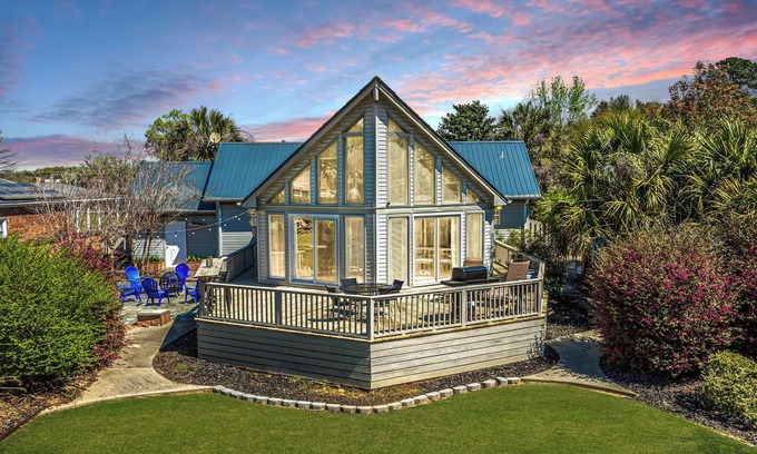 Summerton House | Waterfront, Dock, Boat Landing.The Calm On The Cove Sleeps 8!