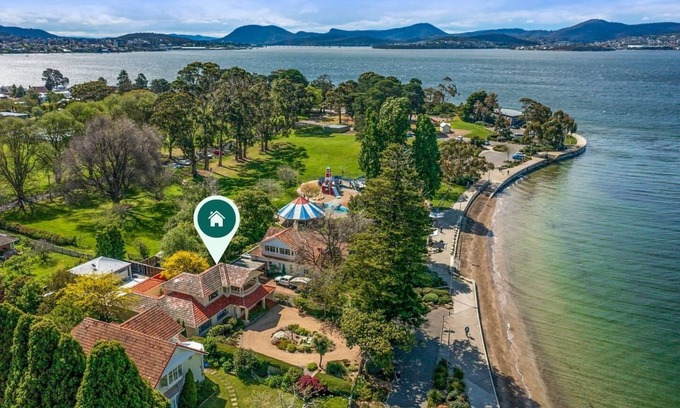 Sandy Bay House | Waterfront Escape A Family Oasis on Long Beach