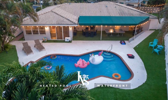 South Corals House | Waterfront Fun Sport House/Ping Pong/Pool/PutPut