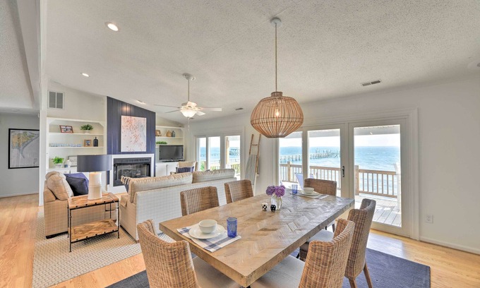 Harkers Island House | Waterfront Harkers Island Home: Sunset View & Dock