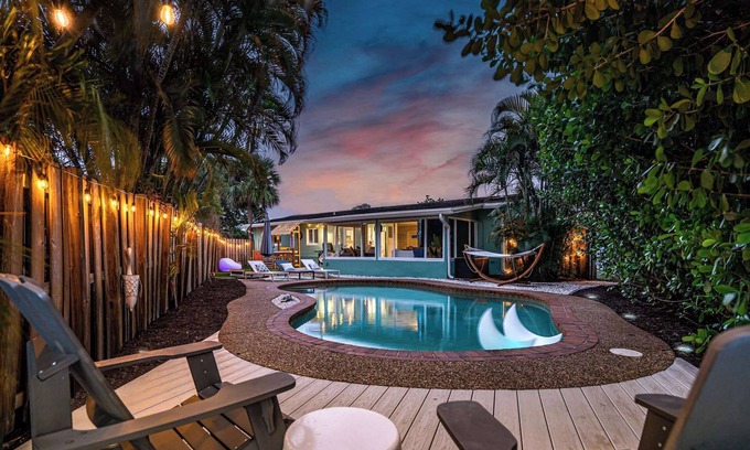 Wilton Manors House | Waterfront | Heated Pool | Hot Tub | Near Beaches