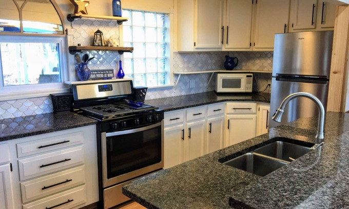Dowagiac Cottage | Waterfront Home on Beautiful All Sports Lake