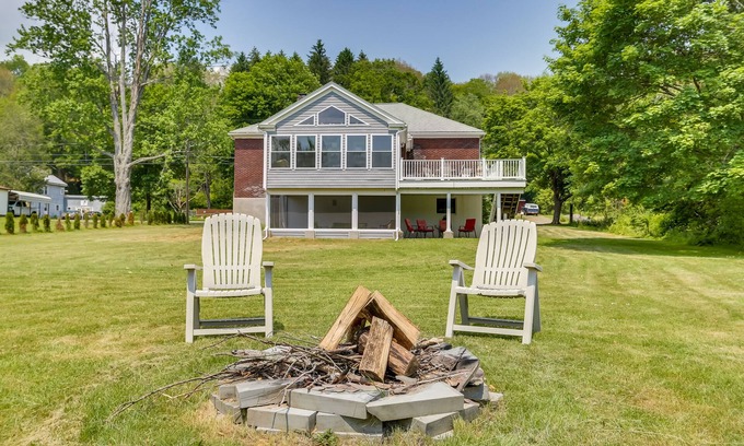 Ouaquaga House | Waterfront Home w/Deck & Canoe in Afton