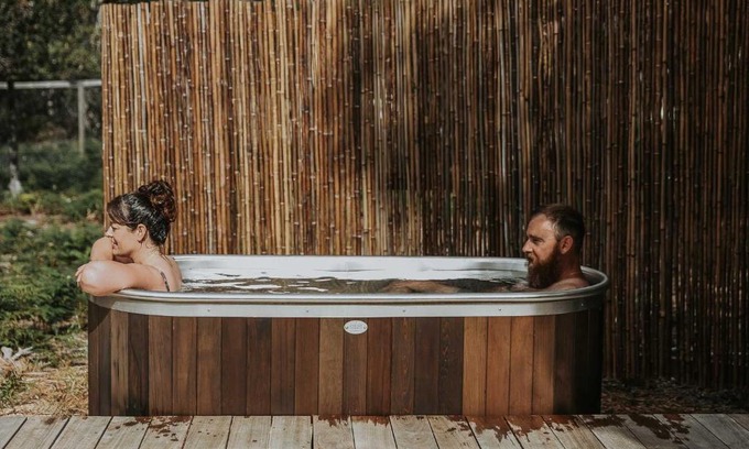Coles Bay House | Waterfront - Hot Tub - Sauna - Serenity