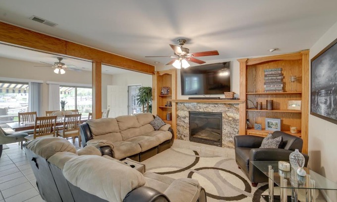 Horton House | Waterfront Jackson Vacation Rental on Olcott Lake!