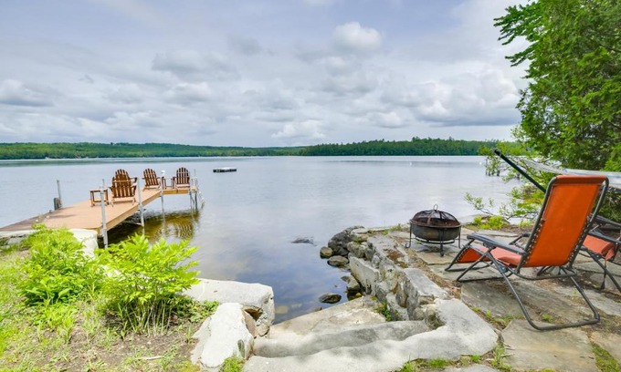 Raymond House | Waterfront Raymond Vacation Rental with Boat Dock!